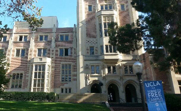 ���������Ǵ�ѧ��ɼ����У��University of California, Los Angeles�����ΪUCLA