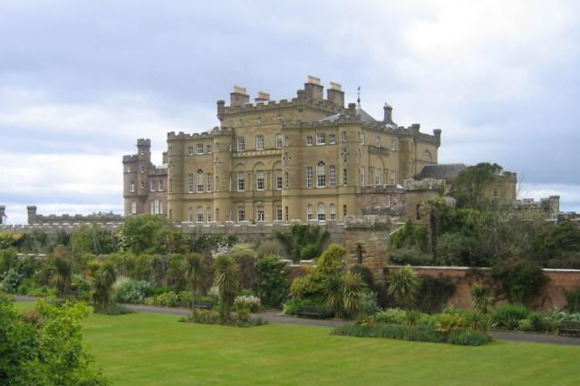 U.S. News & World Report��ȫ�����20����ѧԺMBA�γ�����